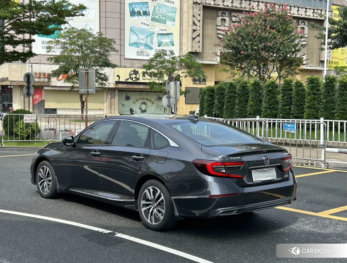 Honda Accord 2021 Темно-серый из Китая, фото 6