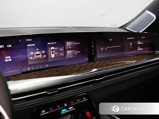 Cadillac Escalade 5th Generation 2025 Черный из Кореи, фото 6