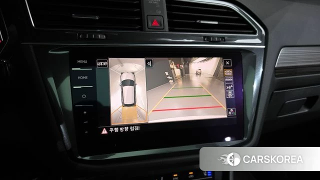 Volkswagen Tiguan Allspace 2023 Белый из Кореи, фото 6