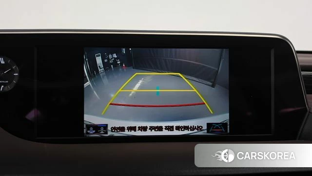 Lexus ES300h 7th generation 2020 Белый из Кореи, фото 6
