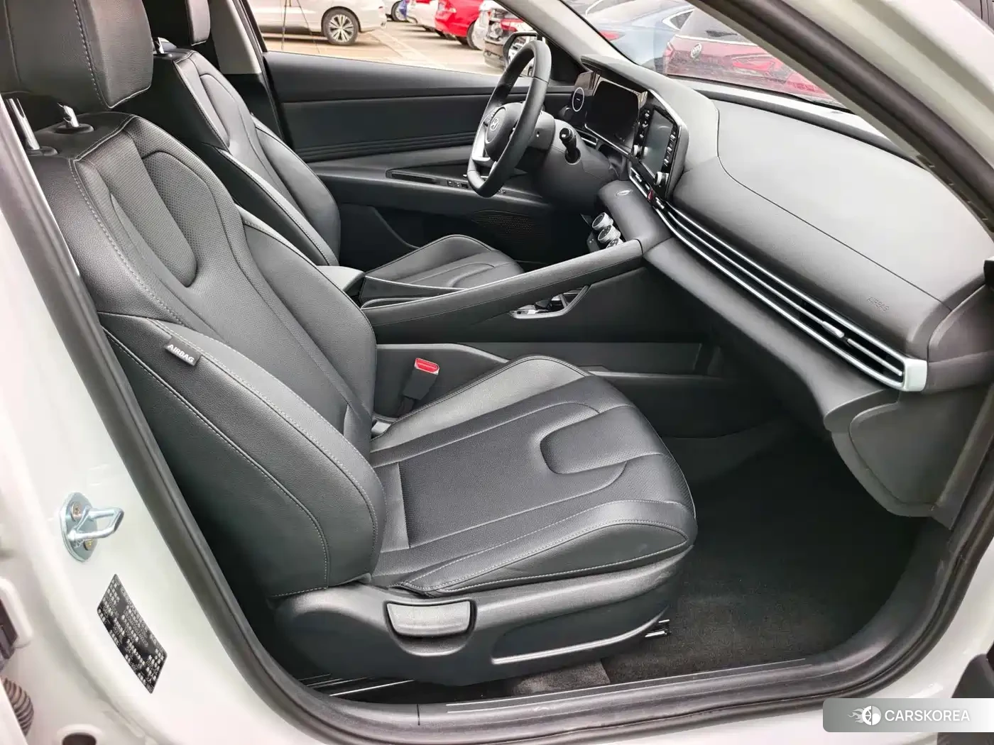 Hyundai Elantra 2025 Белый из Китая, фото 6