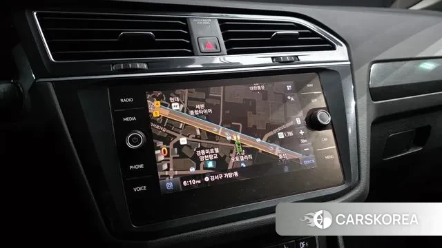 Volkswagen Tiguan second Generation 2018 Серебристо-серый из Кореи, фото 6