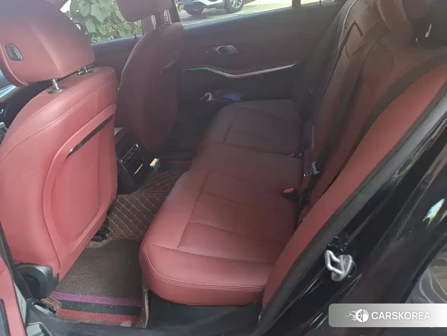 BMW 3 series 2024 Черный из Китая, фото 6
