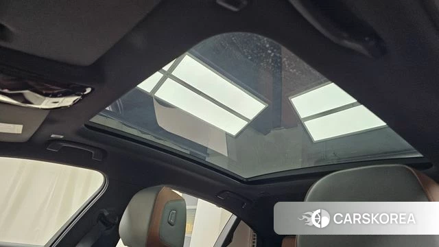 BMW 5 Series (G60) 2025 Белый из Кореи, фото 6