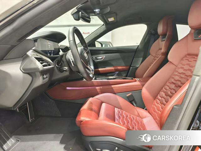 Audi e-tron GT 2025 Черный из Китая, фото 6