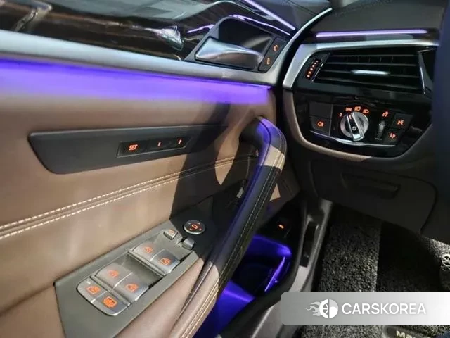 BMW 5 Series (G30) 2023 Черный из Кореи, фото 6