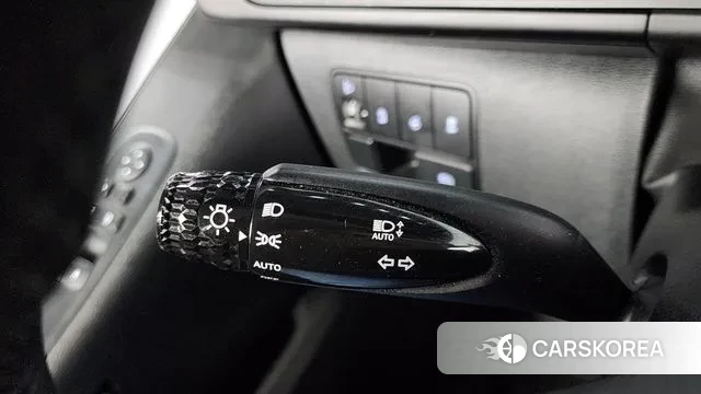 Hyundai Staria 2023 Белый из Кореи, фото 6