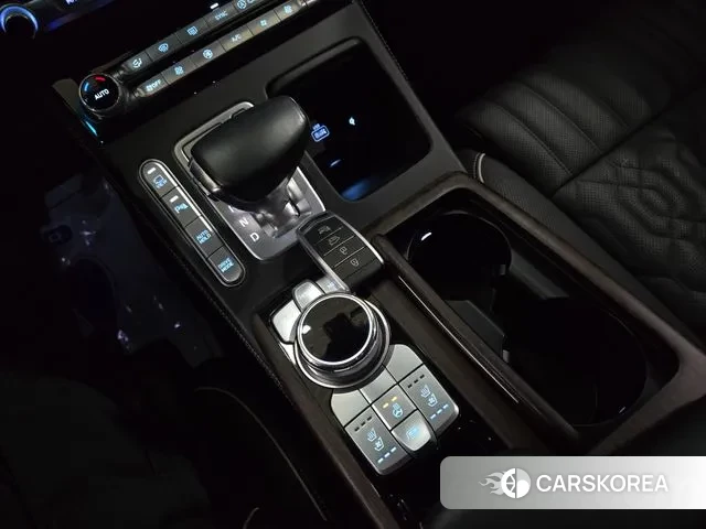 Genesis G90 2019 Черный из Кореи, фото 6