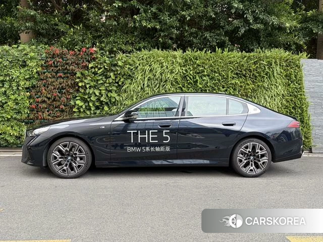 BMW 5 series id 3919219 из Китая 6