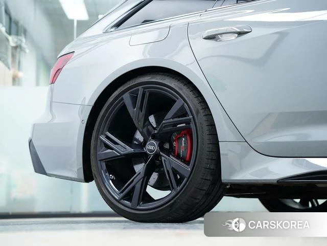 Audi RS 6 2021 Темно-серый из Китая, фото 6