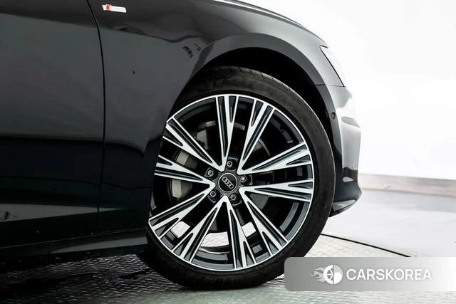 Audi A6L 2023 Черный из Китая, фото 6