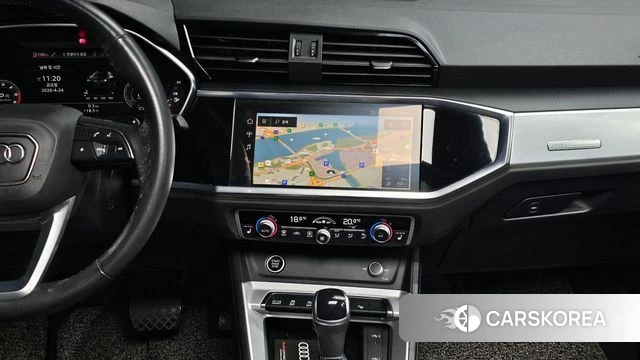 Audi Q3 (F3) 2023 Белый из Кореи, фото 6