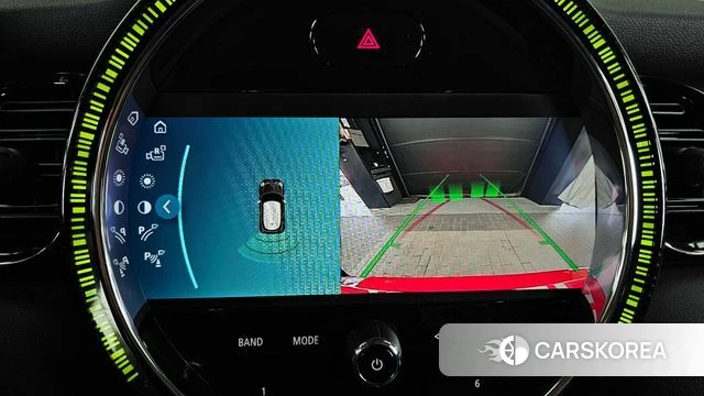 Mini Cooper 2023 Красный из Кореи, фото 6