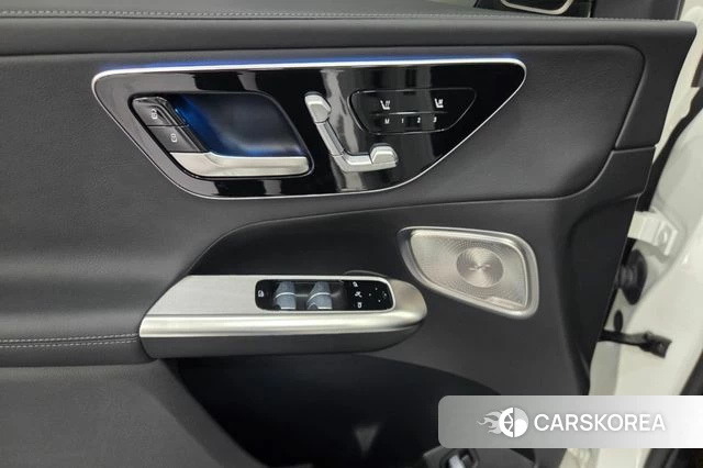 Mercedes-Benz GLC-Class X254 2024 Белый из Кореи, фото 6
