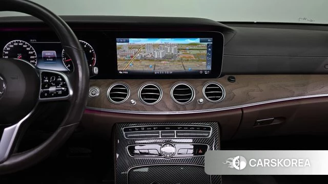 Mercedes-Benz E-Class W213 2019 Черный из Кореи, фото 6