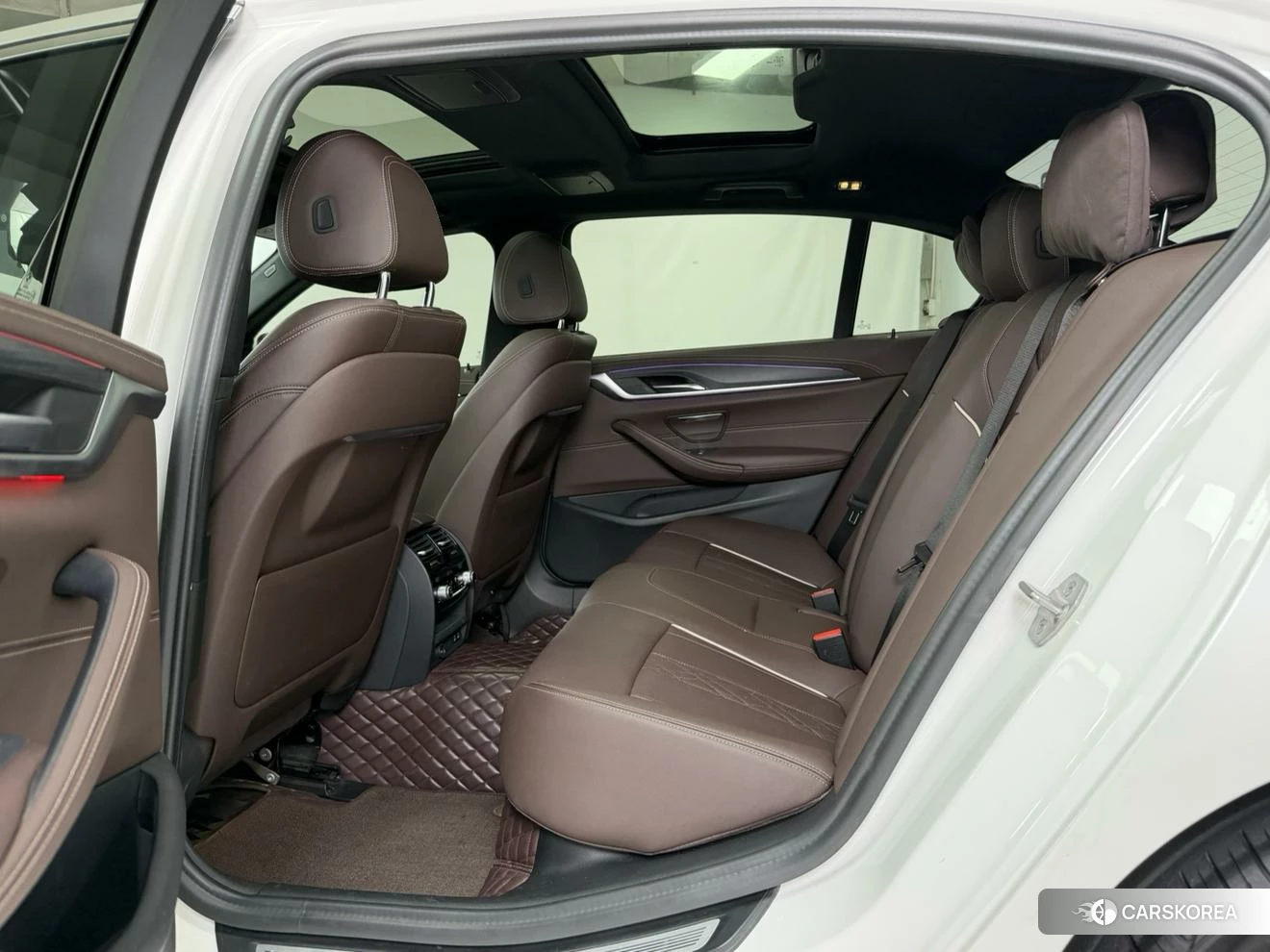 BMW 5 series 2023 Белый из Китая, фото 6