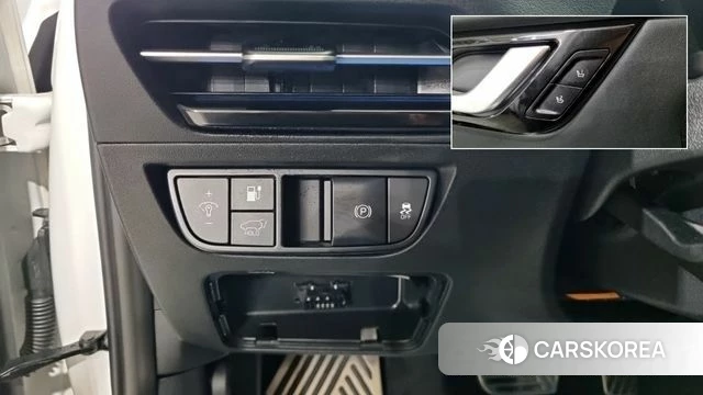 Kia EV6 2023 Жемчужный цвет из Кореи, фото 6