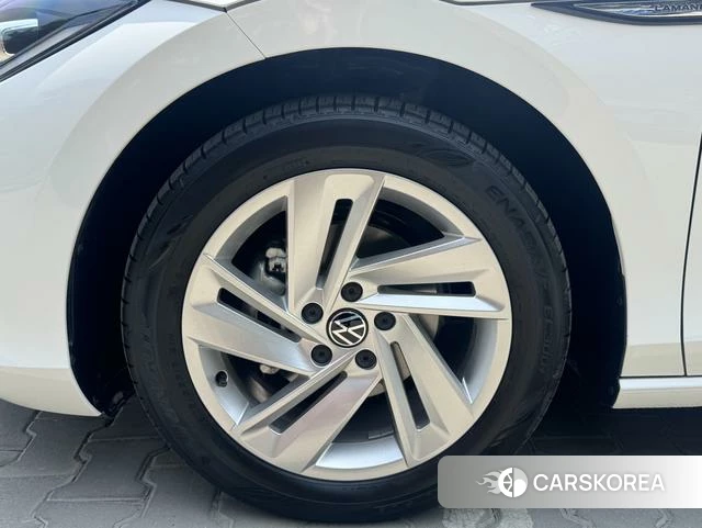 Volkswagen Lingdu 2023 Белый из Китая, фото 6