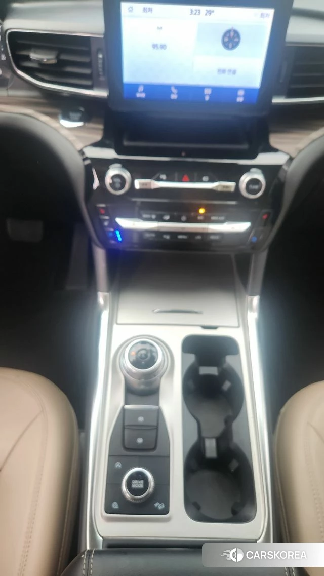 Ford Explorer 6th Generation 2022 Черный из Кореи, фото 6