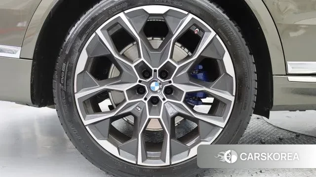 BMW X7 (G07) 2023 Коричневый из Кореи, фото 6