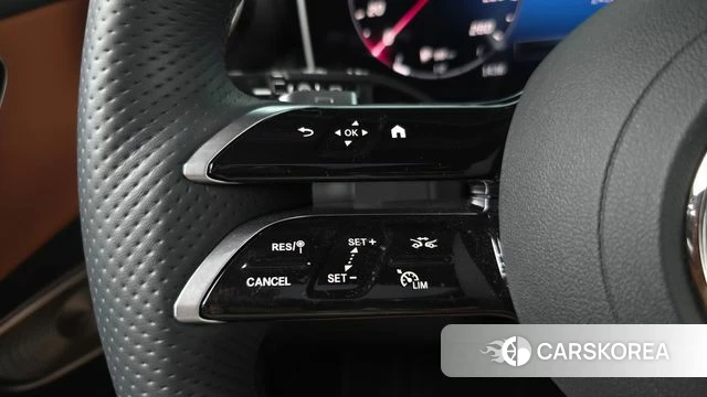 Mercedes-Benz GLC-Class X254 2024 Белый из Кореи, фото 6