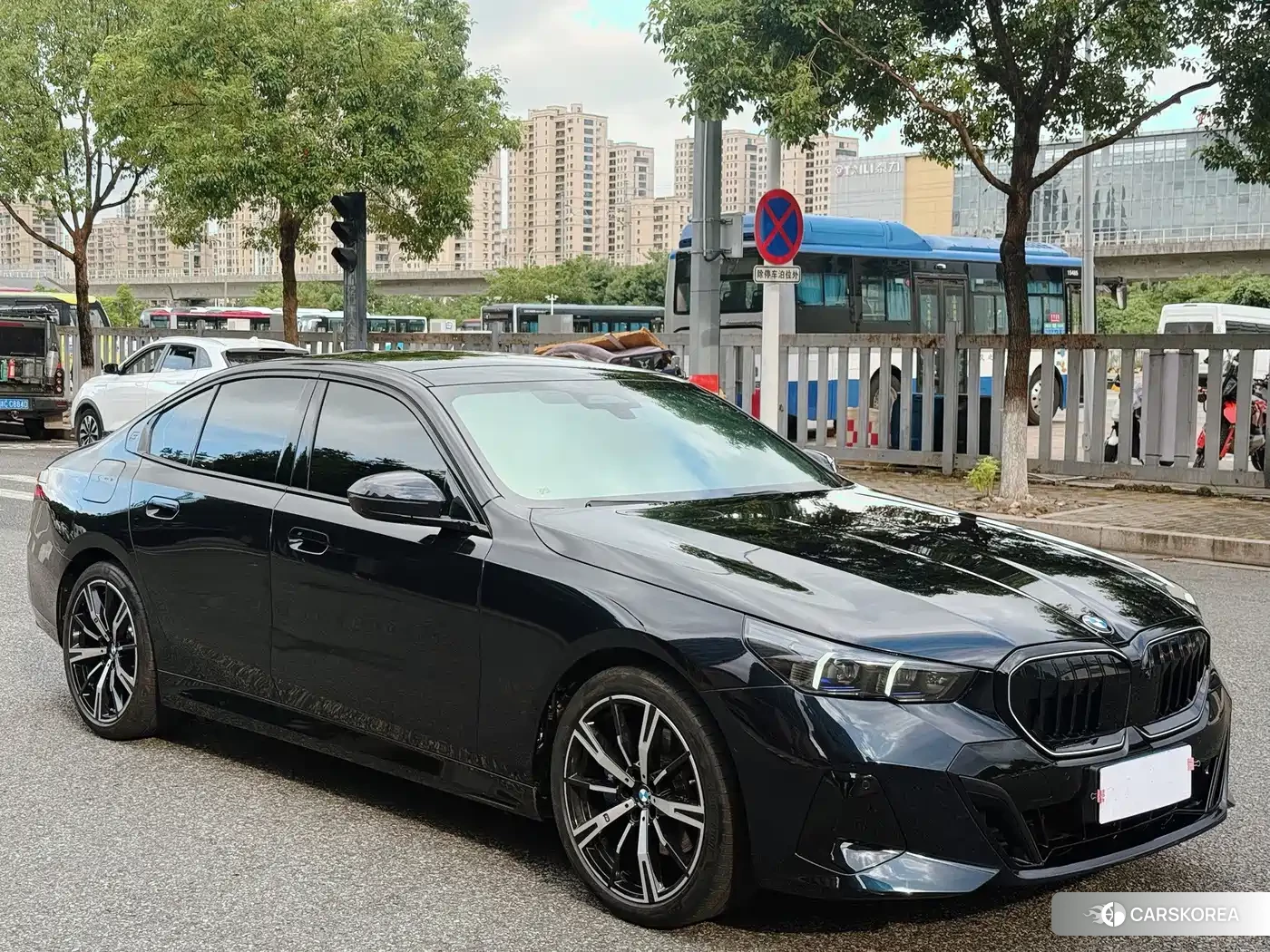BMW 5 series 2026 Черный из Китая, фото 6