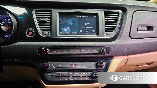 Kia The New Carnival 2019 Белый из Кореи, фото 6