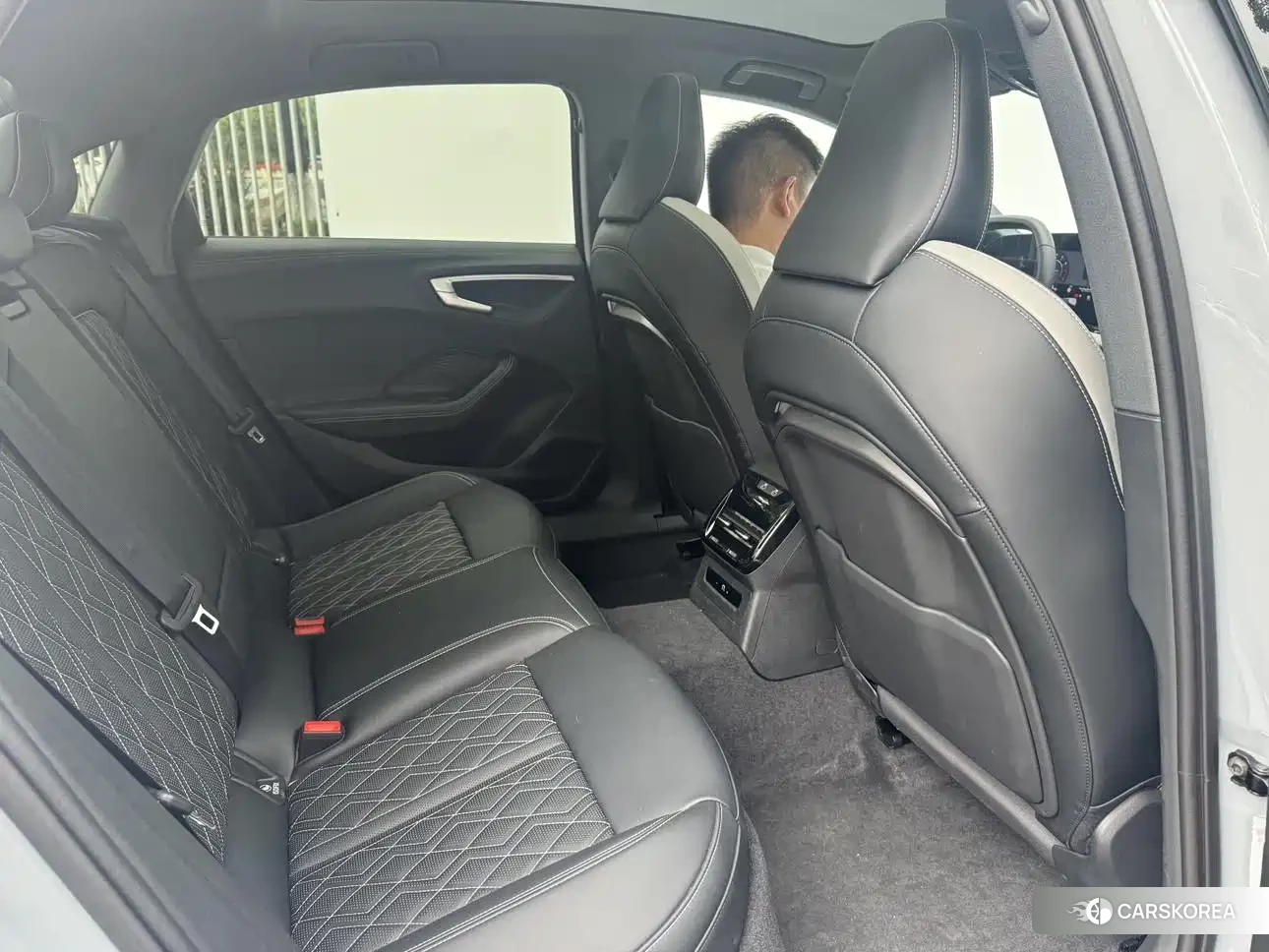 Audi A5L 2025 Silver/gray из Китая, фото 6