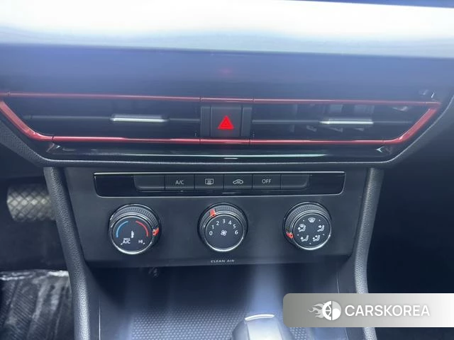 Volkswagen Lavida 2022 Белый из Китая, фото 6
