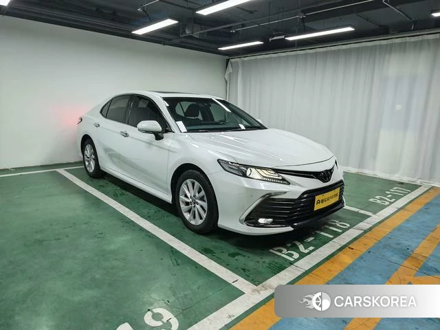 Toyota Camry 2021 Белый из Китая, фото 6