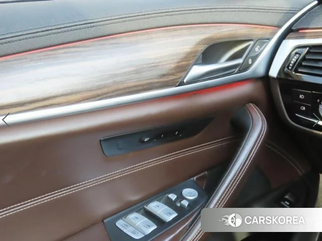 BMW 5 Series (G30) 2020 Серый из Кореи, фото 6
