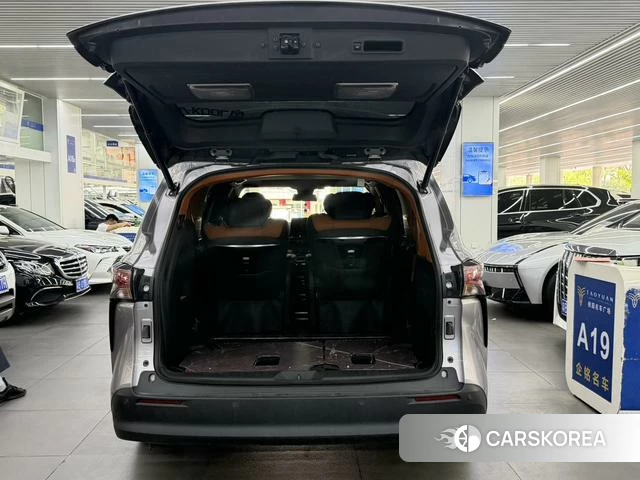 Toyota Saina 2023 Другой из Китая, фото 6