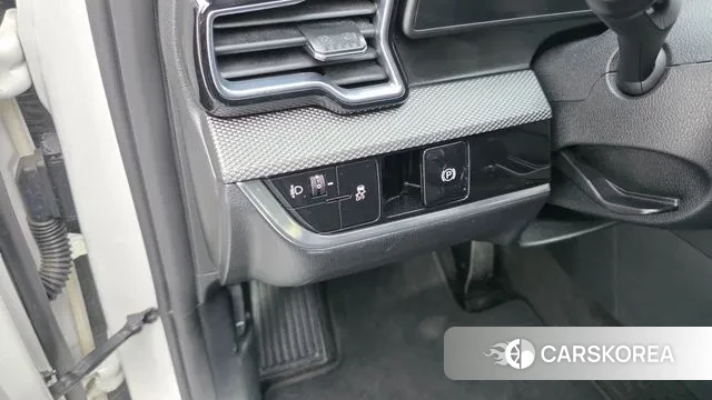 Kia Sportage 5th Generation 2022 Белый из Кореи, фото 6