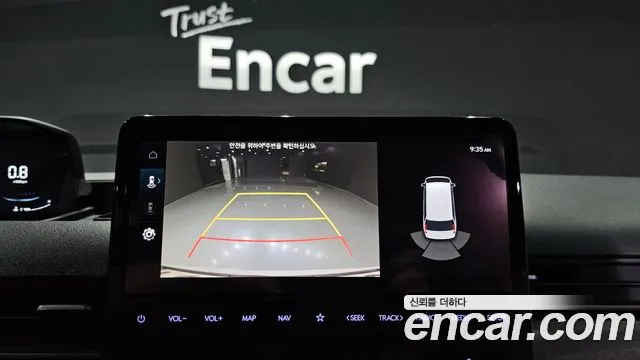 Hyundai Staria 2023 Белый из Кореи, фото 6