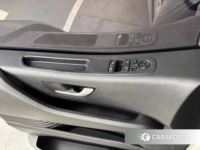 Hyundai Staria 2021 Белый из Кореи, фото 6