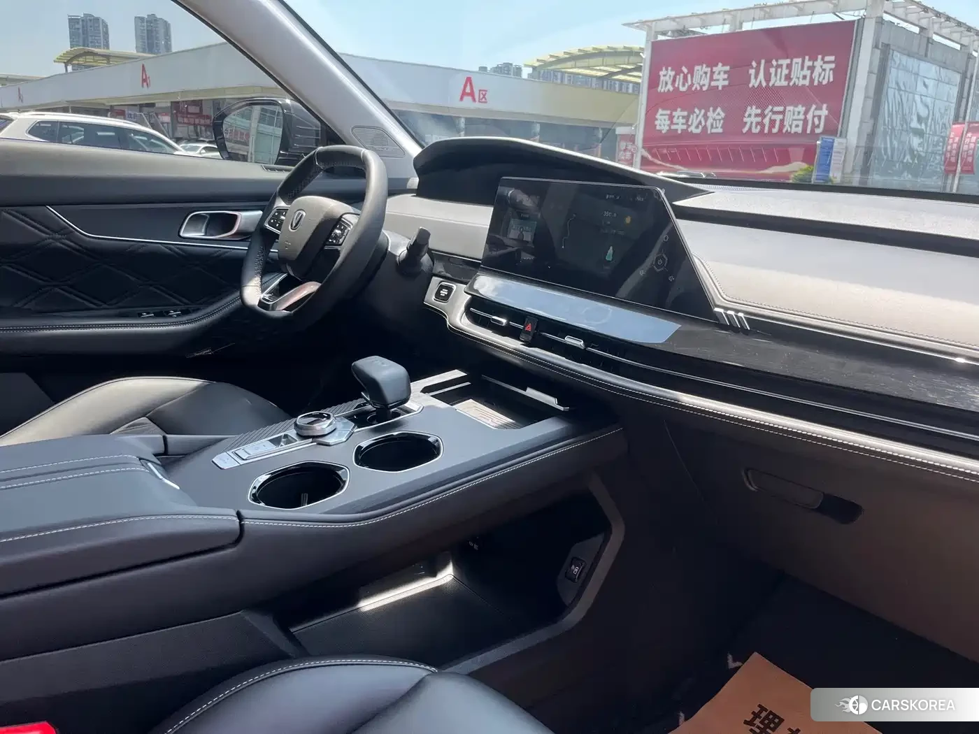 Chang'an UNI-K 2024 Silver/gray из Китая, фото 6