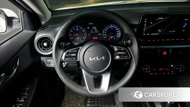 Kia The New K3 2nd generation 2021 Белый из Кореи, фото 6