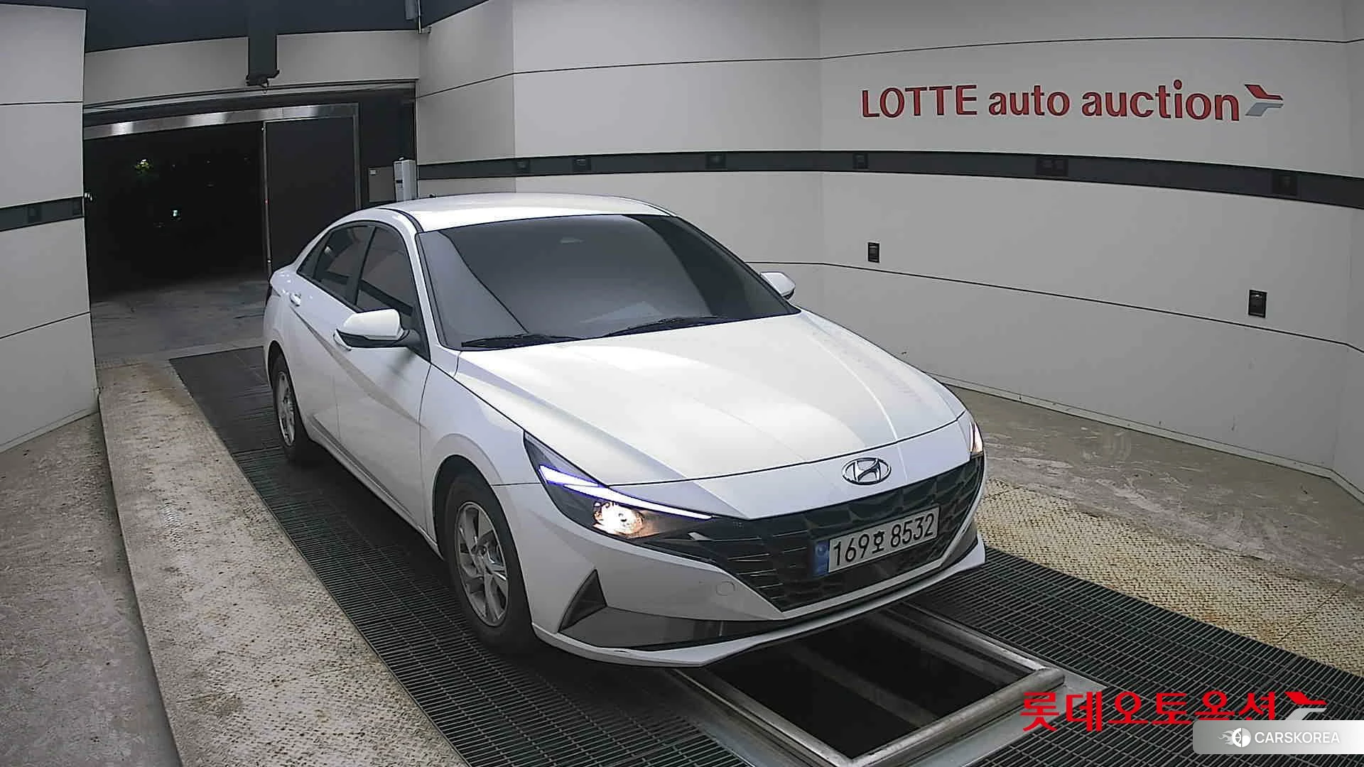 Hyundai Avante 2023 Polar White из Кореи, фото 6