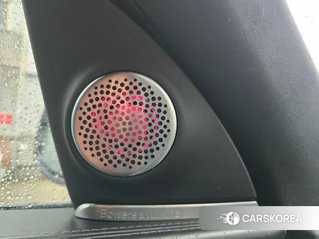 BMW XM (G09) 2023 Белый из Кореи, фото 6