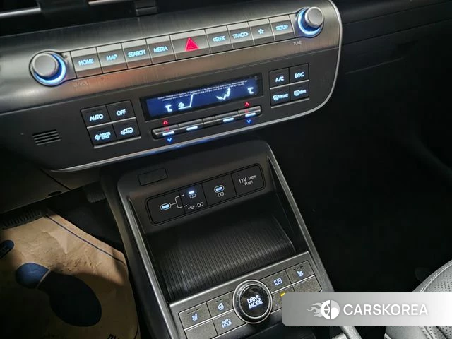 Hyundai Kona Hybrid (SX2) 2023 Серебристо-серый из Кореи, фото 6