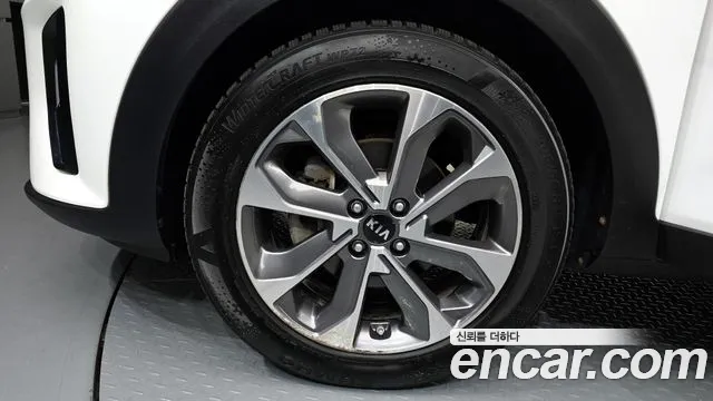 Kia Stonic id 2662046 из Кореи 6