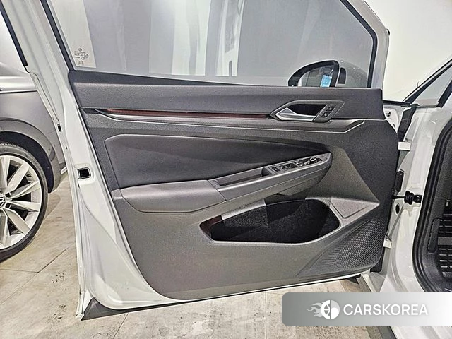 Volkswagen Golf 8th Generation id 4230552 из Кореи 6