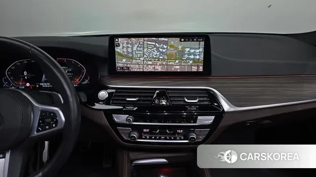 BMW 5 Series (G30) 2020 Белый из Кореи, фото 6