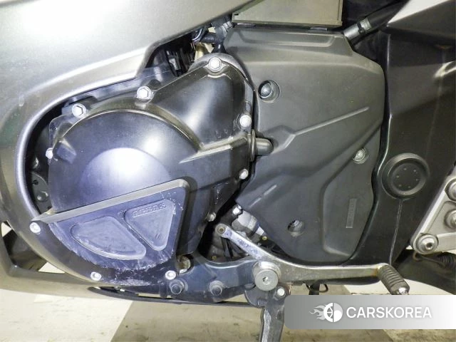 Suzuki BANDIT 1250F id 4183622 из Японии 6