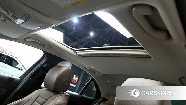 Mercedes-Benz E-Class W213 2019 Белый из Кореи, фото 6