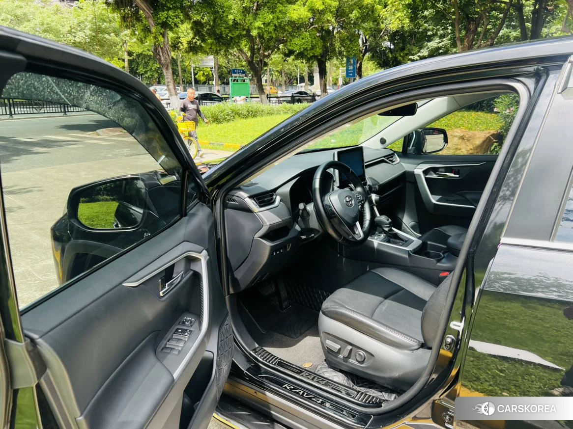 Toyota RAV4 Rongfang 2022 Черный из Китая, фото 6
