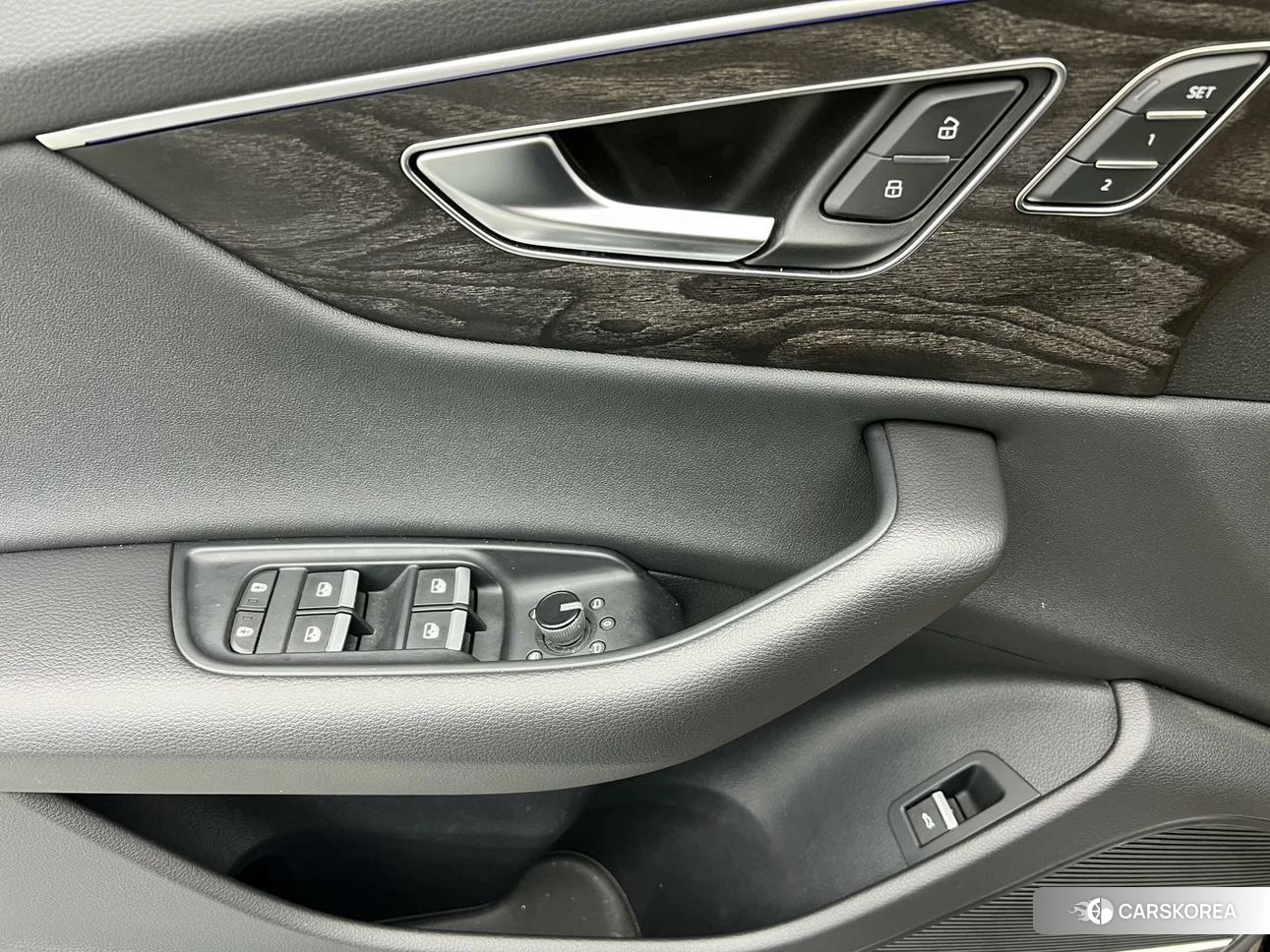 Audi Q8 2021 Черный из Китая, фото 6