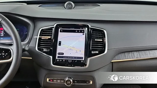 Volvo XC90 second Generation 2024 Серебряный из Кореи, фото 6