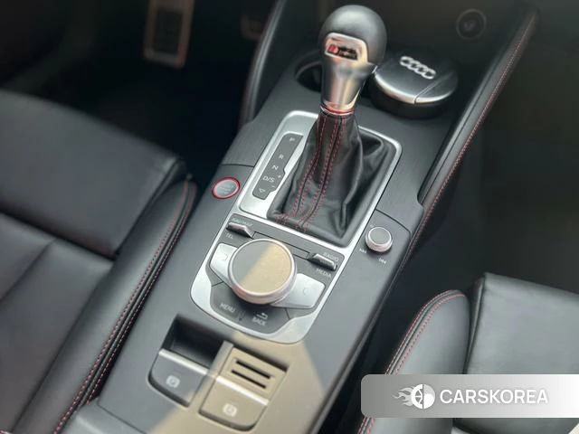 Audi S3 2019 Темно-серый из Китая, фото 6