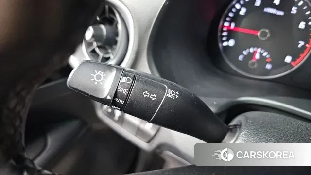 Kia The New K3 2nd generation 2023 Белый из Кореи, фото 6